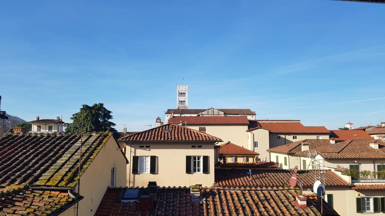 루카 La Terrazza Fra Le Torri 아파트 외부 사진