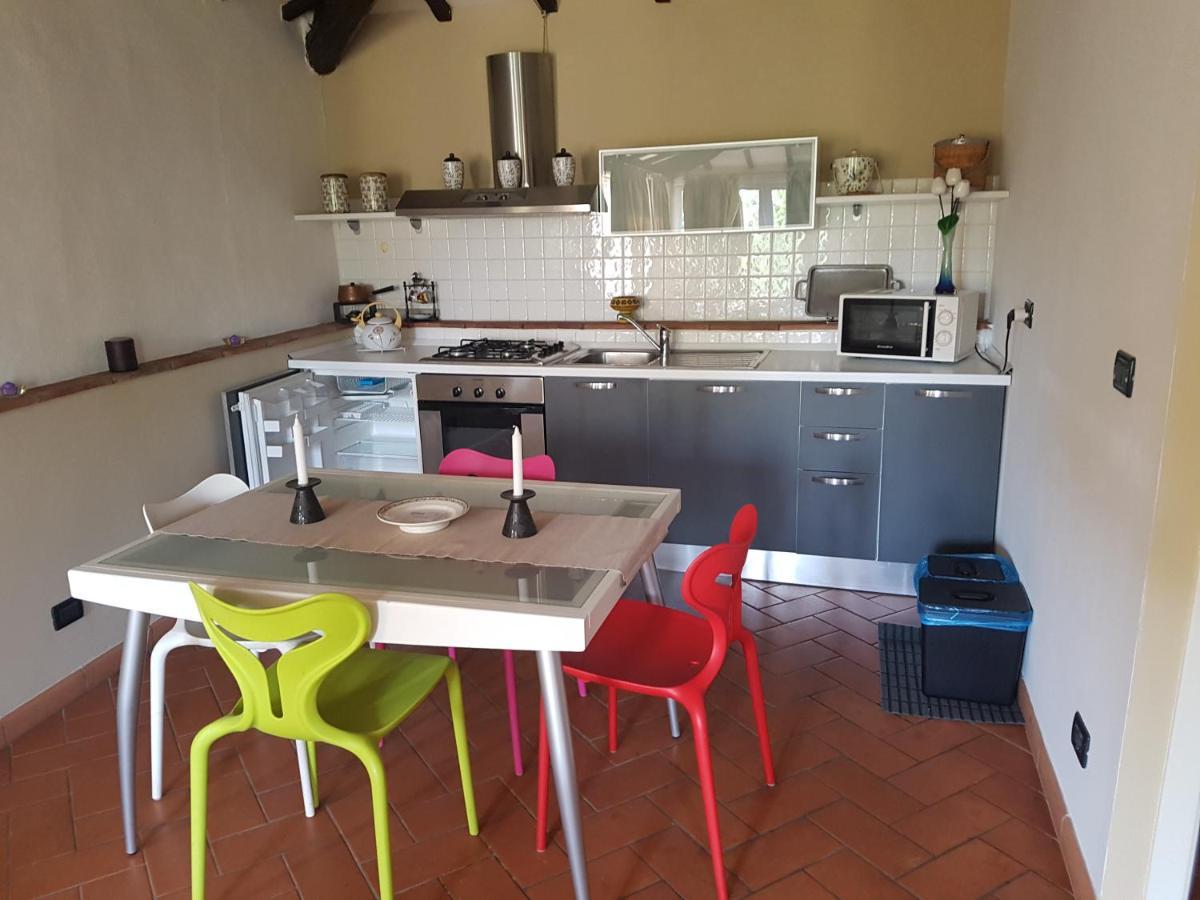 루카 La Terrazza Fra Le Torri 아파트 외부 사진