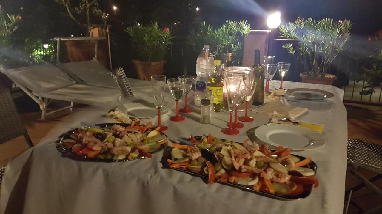 루카 La Terrazza Fra Le Torri 아파트 외부 사진