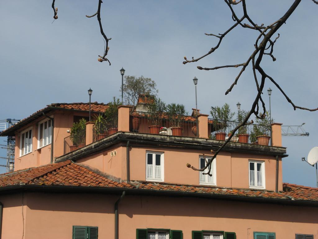 루카 La Terrazza Fra Le Torri 아파트 외부 사진
